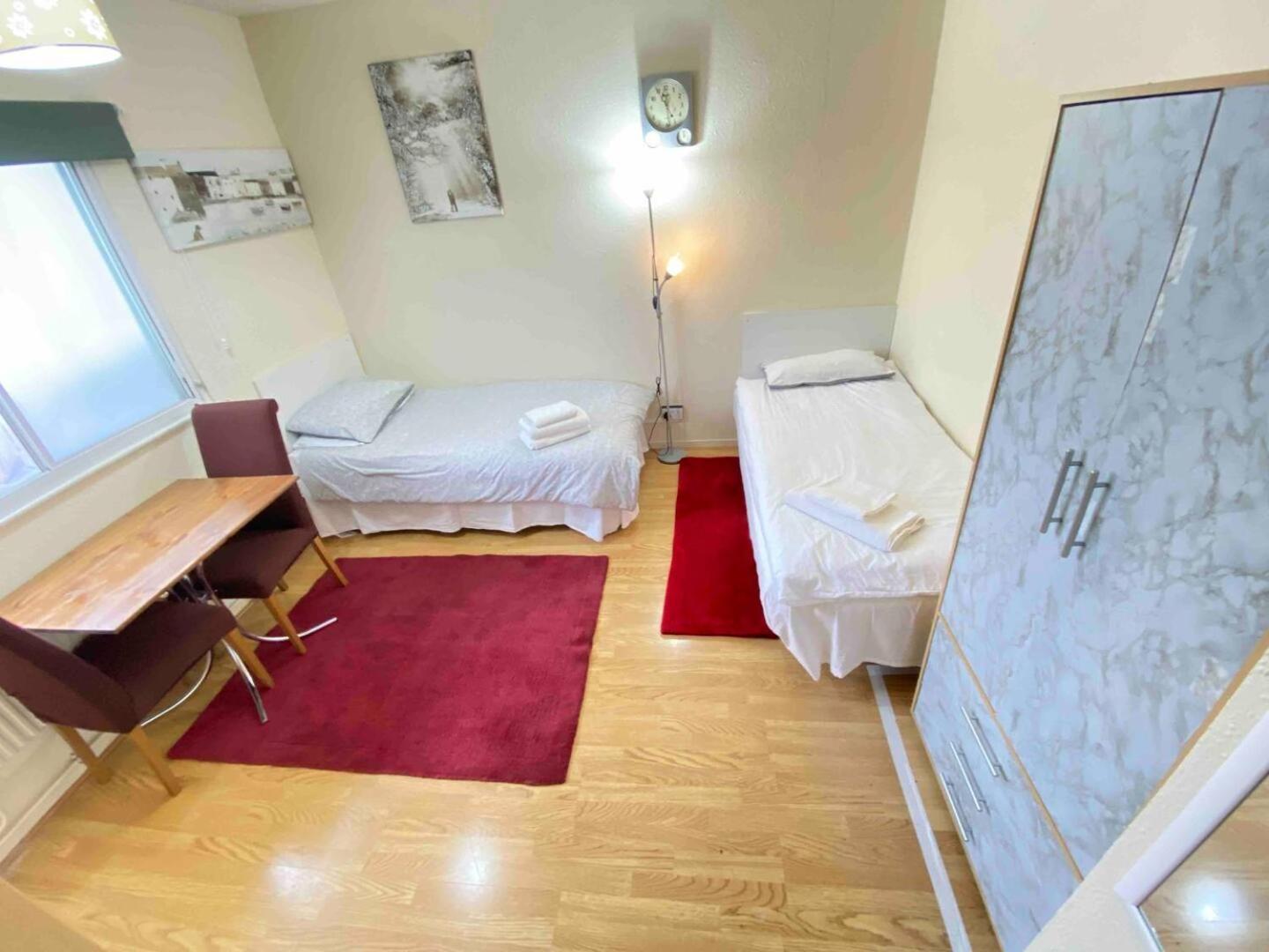 Single Room - Kings Cross, Female Only,, Guest Rooms Londen Buitenkant foto